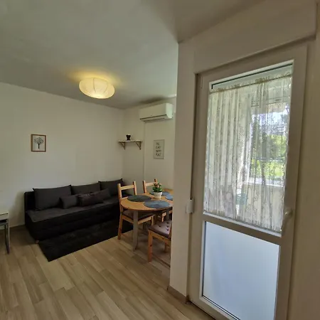 Apartmán Lana *