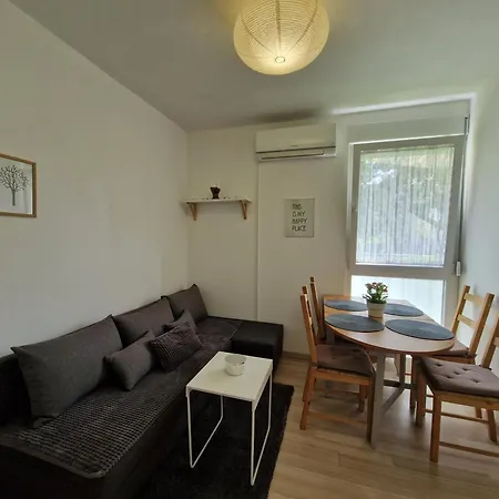Lana Apartmán *